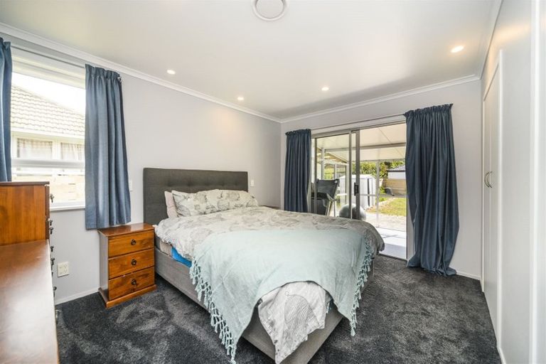 Photo of property in 5 Tilbury Avenue, Hokowhitu, Palmerston North, 4410
