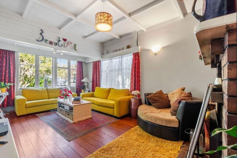 Photo of property in 46 Grande Vue Road, Hillpark, Auckland, 2102