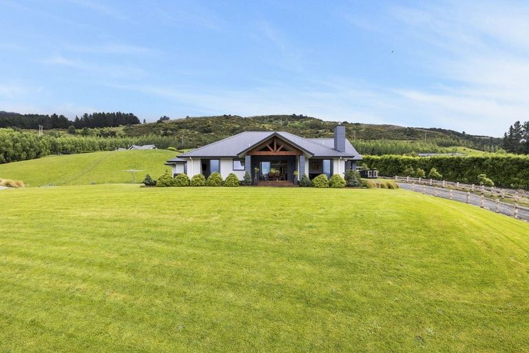 Photo of property in 34 Tara Hills Drive, North Taieri, Mosgiel, 9092