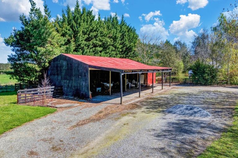 Photo of property in 2469 Tram Road, West Eyreton, Rangiora, 7475