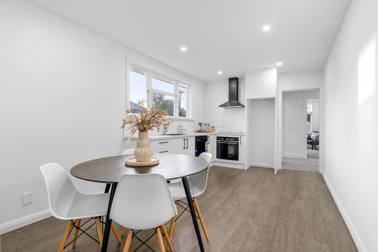 Photo of property in 127 Bowhill Road, New Brighton, Christchurch, 8083