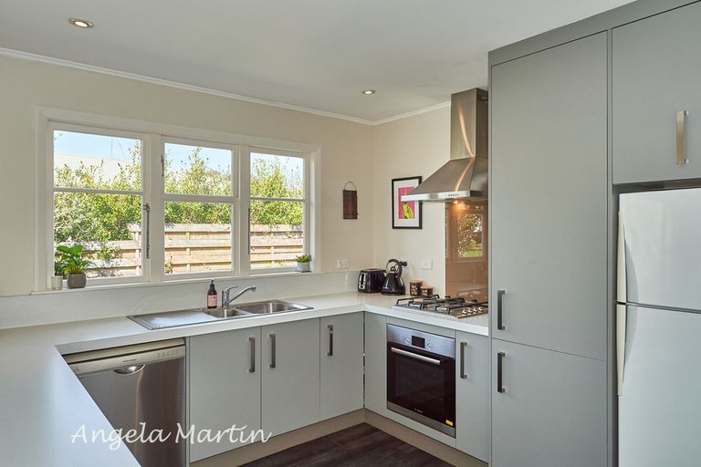 Photo of property in 3 Berkley Place, Awapuni, Palmerston North, 4412