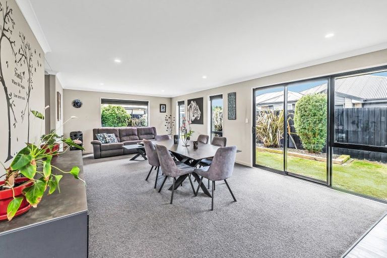 Photo of property in 13 Cressy Place, Darfield, 7510