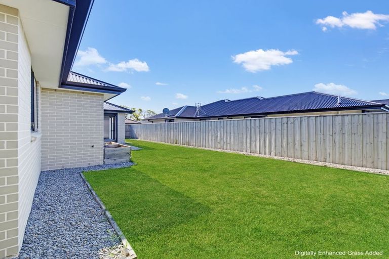 Photo of property in 13 Quinn Crescent, Woodend, 7610