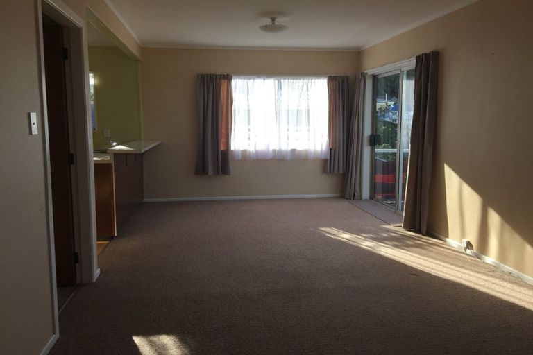 Photo of property in 1/1 Wye Street, Island Bay, Wellington, 6023