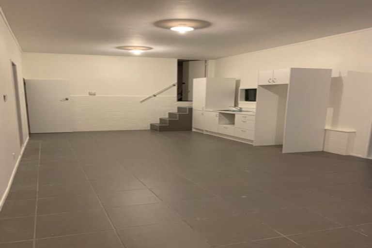 Photo of property in 324b Swanson Road, Henderson, Auckland, 0610