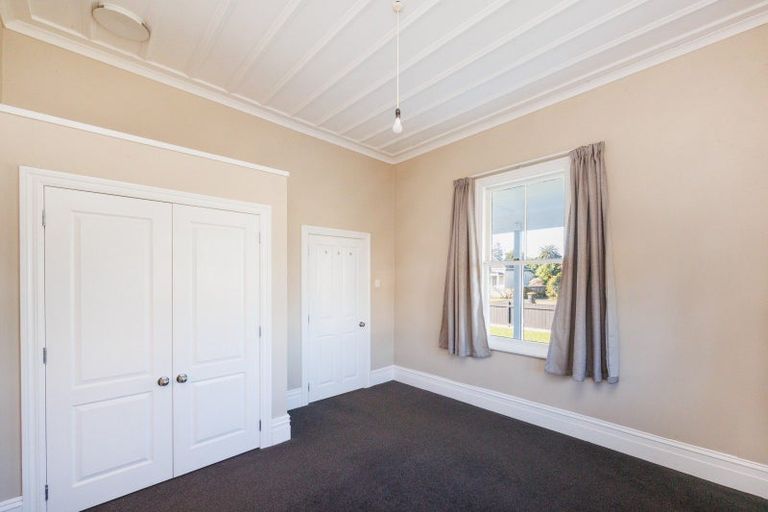 Photo of property in 16 Queen Street, Feilding, 4702