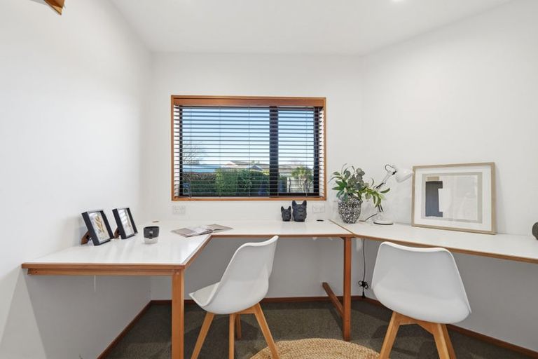 Photo of property in 73 Corfe Street, Ilam, Christchurch, 8041