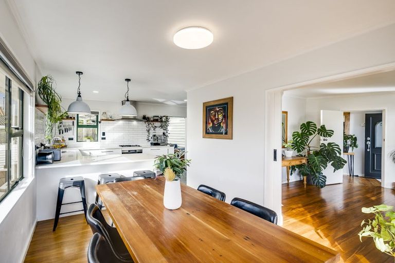 Photo of property in 16 Surrey Street, Taradale, Napier, 4112