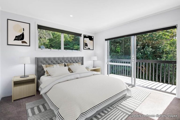 Photo of property in 22 Glenelg Road, Red Beach, 0932