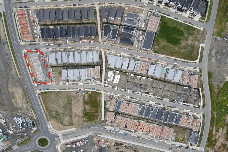 Photo of property in 39 Goldwater Drive, Silverdale, 0932