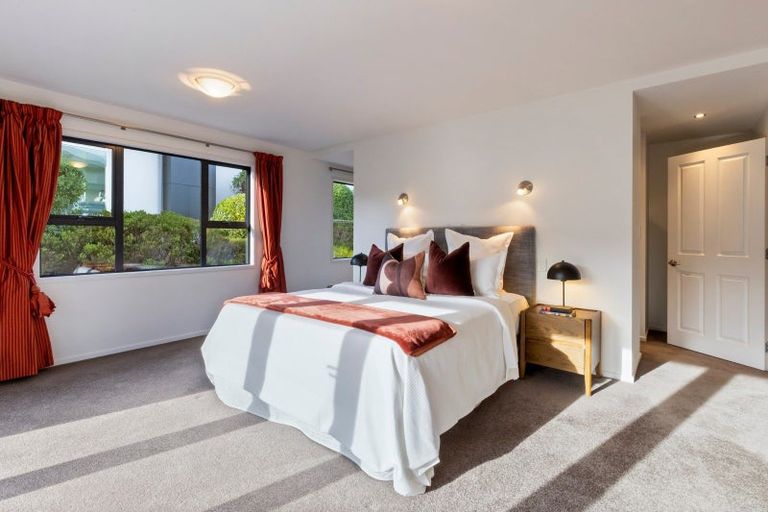Photo of property in 660 Peninsula Road, Kelvin Heights, Queenstown, 9300