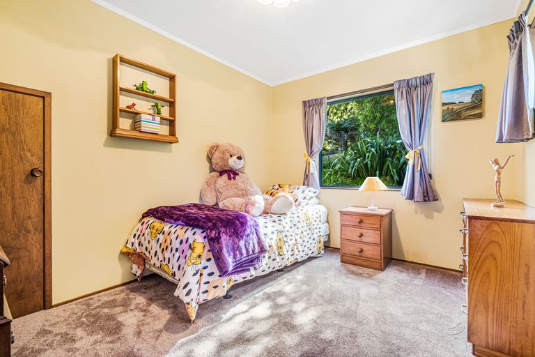 Photo of property in 168 Carter Road, Oratia, Auckland, 0604