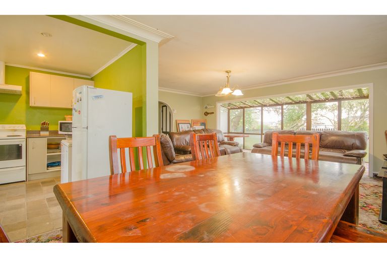 Photo of property in 68 Pukaki Road, Mangere, Auckland, 2022