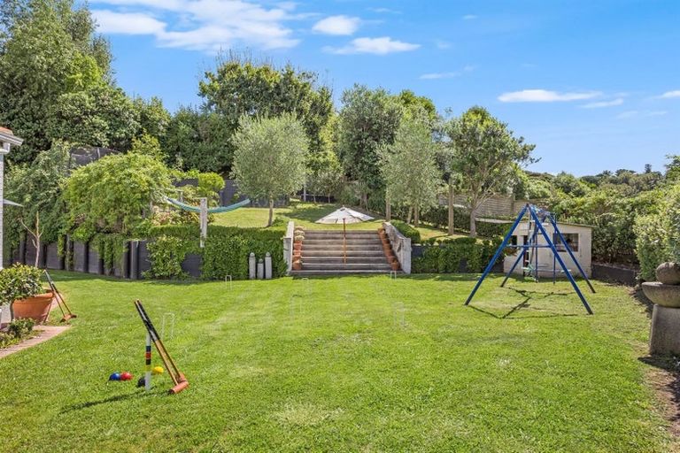 Photo of property in 12 Bowman Place, Whitby, Porirua, 5024