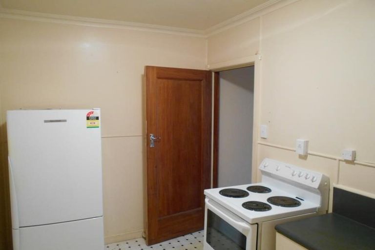 Photo of property in Winslow Apartments, 1/2 Ohiro Road, Aro Valley, Wellington, 6021