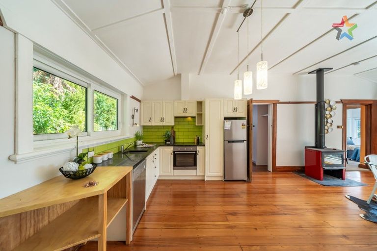 Photo of property in 142 Seddon Street, Naenae, Lower Hutt, 5011