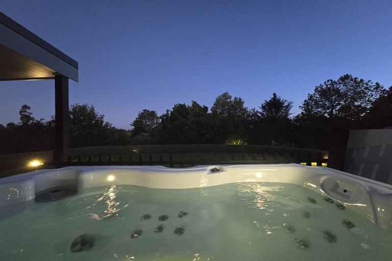 Photo of property in 172 Torkar Road, Clarks Beach, 2122