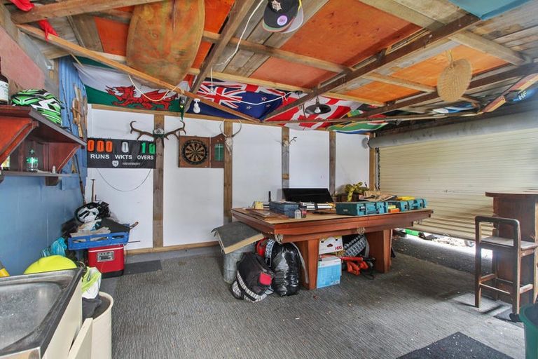 Photo of property in 9 Constable Road, Waiuku, 2123