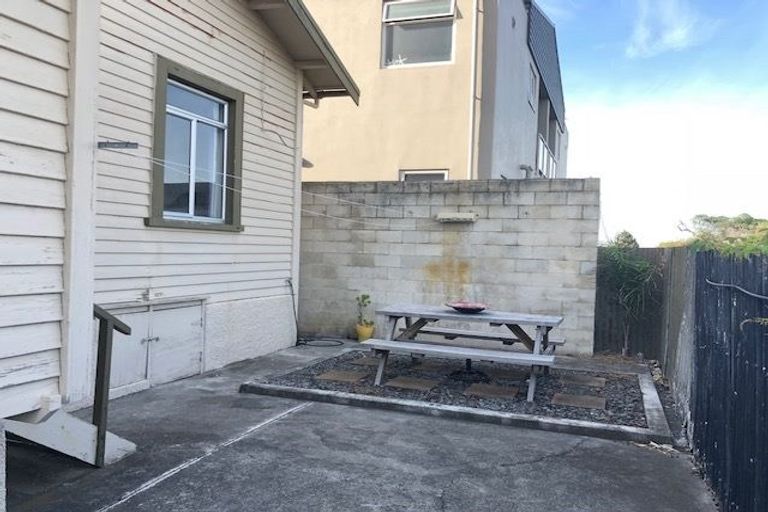 Photo of property in 597 Marine Parade, Napier South, Napier, 4110