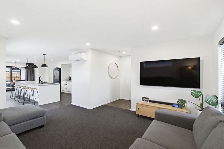 Photo of property in 7 Frogmore Way, Rolleston, 7615