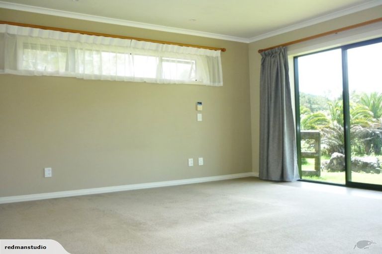 Photo of property in 355 Henderson Valley Road, Henderson Valley, Auckland, 0612