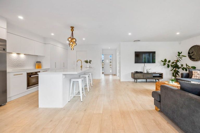 Photo of property in 69 Montgomery Crescent, Kinloch, Taupo, 3377