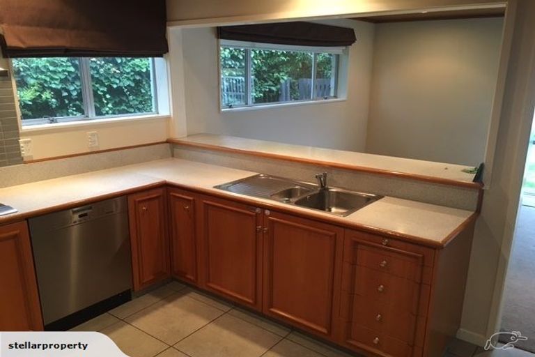 Photo of property in 2/92 Perry Street, Papanui, Christchurch, 8053