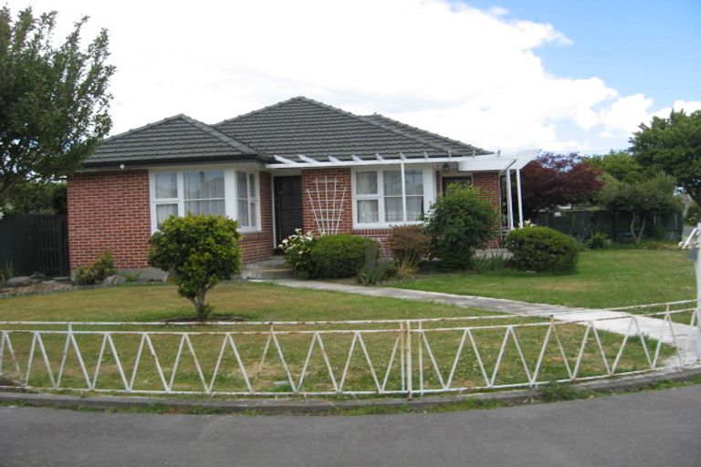 Photo of property in 17 Vardon Crescent, Shirley, Christchurch, 8061