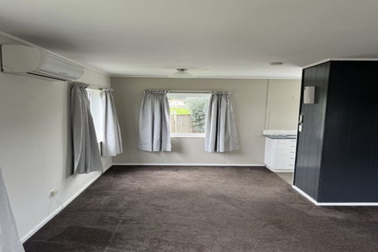 Photo of property in 40 Linwood Drive, Paraparaumu, 5032
