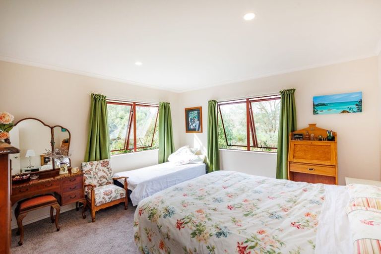 Photo of property in 220 Valley Views, Fitzherbert, Palmerston North, 4472