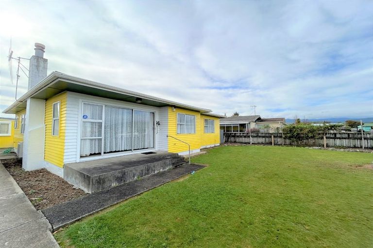 Photo of property in 21 Braemar Street, Levin, 5510