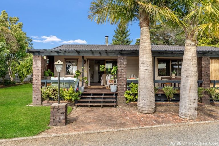 Photo of property in 102 Oak Street, Mangapapa, Gisborne, 4010