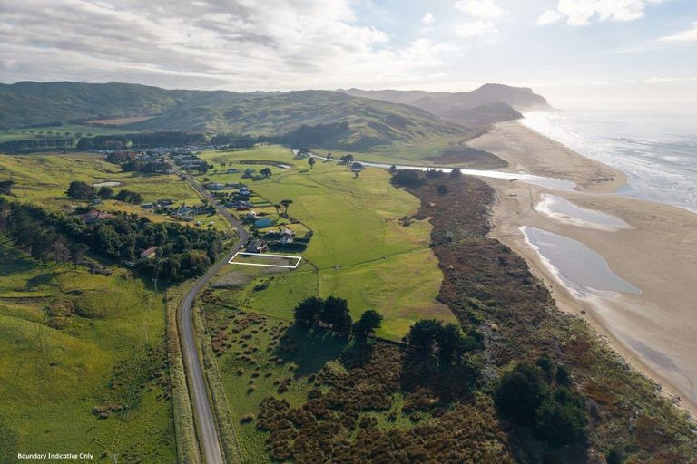 Photo of property in 109 Seaview Road, Herbertville, 4970