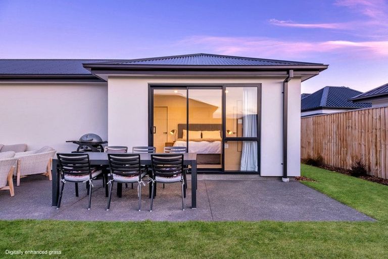 Photo of property in 17 Sutherlands Road, Halswell, Christchurch, 8025