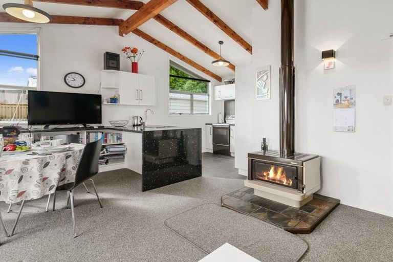 Photo of property in 20 Aoturoa Avenue, Rotoiti Forest, Rotorua, 3074