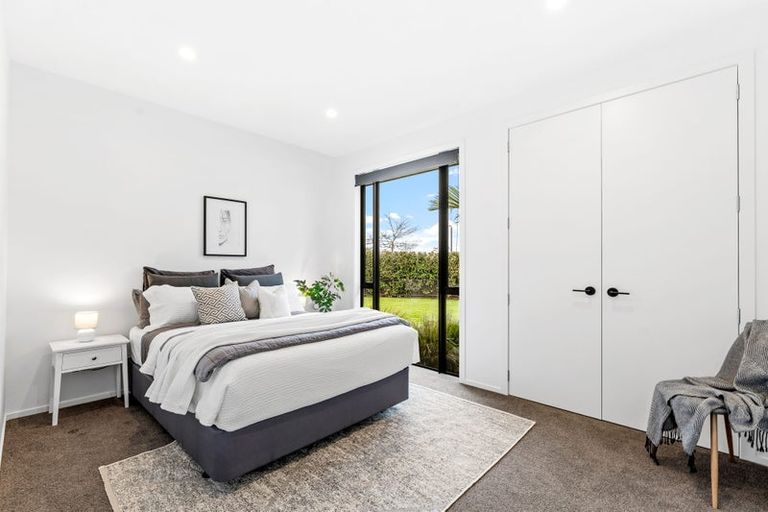 Photo of property in 2 Shearwater Lane, Point Wells, 0986