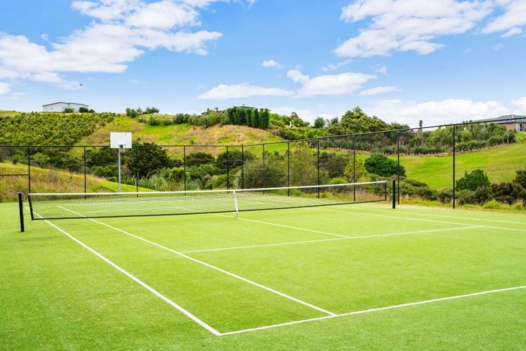 Photo of property in 80a Daniel Parade, Mangawhai, 0975