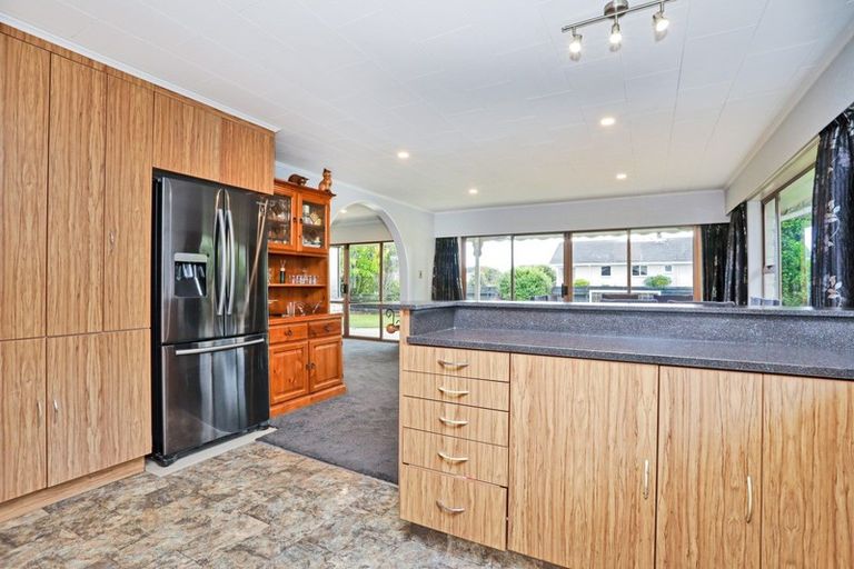 Photo of property in 82 Kildare View, Waikiwi, Invercargill, 9810