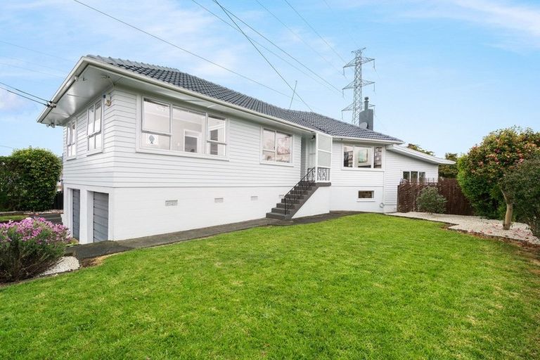 Photo of property in 44 Aurea Avenue, Pakuranga, Auckland, 2010