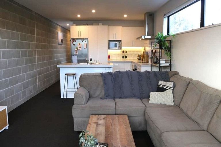 Photo of property in 9b Tonks Street, North New Brighton, Christchurch, 8083