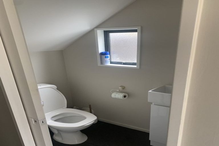 Photo of property in 2/62 Matipo Street, Riccarton, Christchurch, 8041