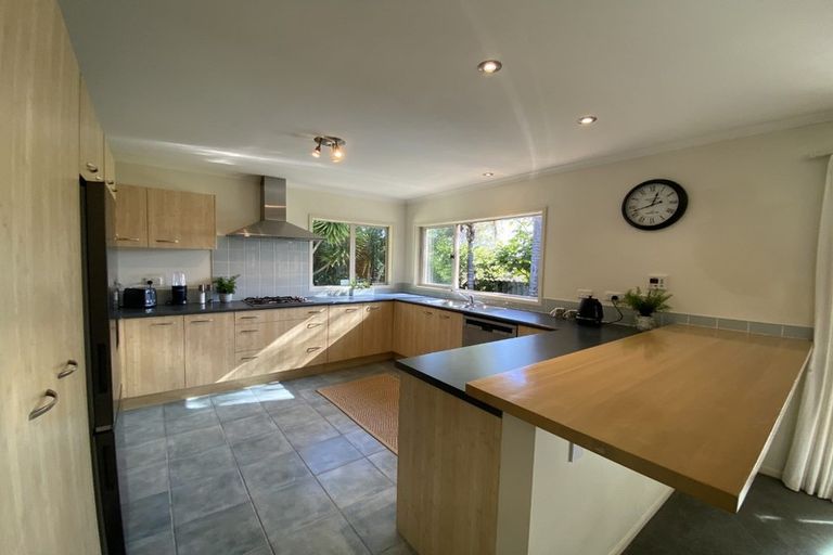 Photo of property in 25 Totara Views Drive, Red Beach, 0932