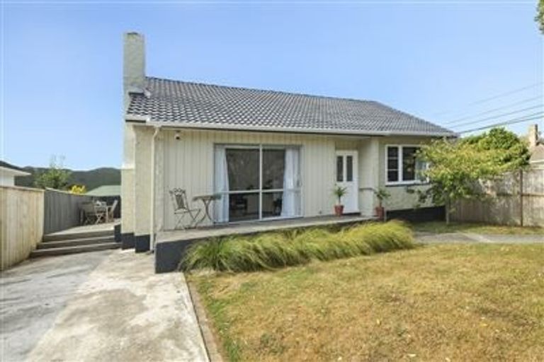 Photo of property in 90a Witako Street, Epuni, Lower Hutt, 5011