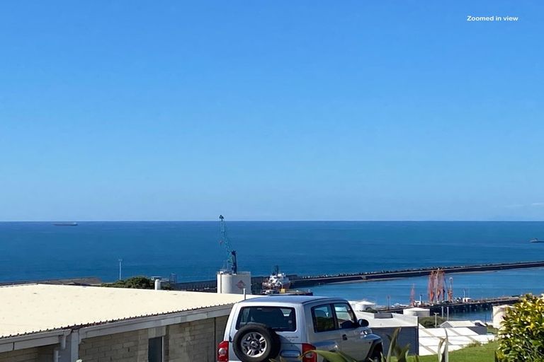 Photo of property in 27c Port View Crescent, Moturoa, New Plymouth, 4310