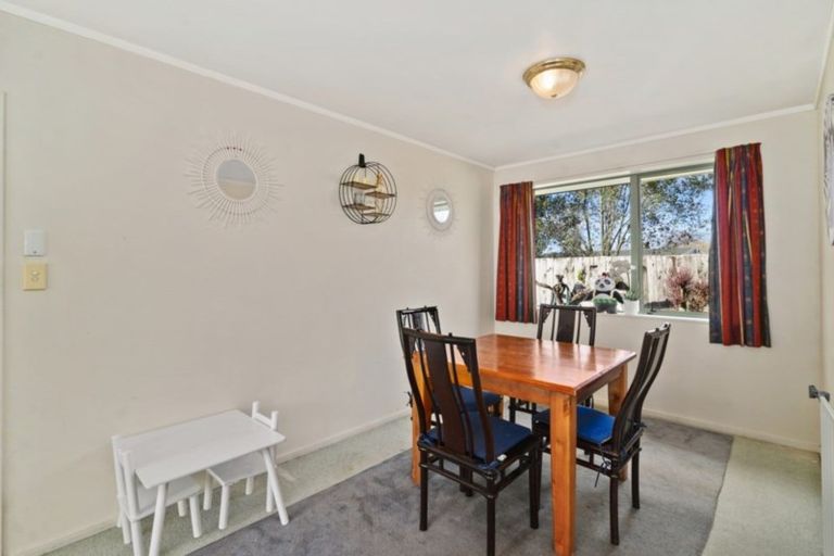 Photo of property in 9a Puweto Street, Selwyn Heights, Rotorua, 3015