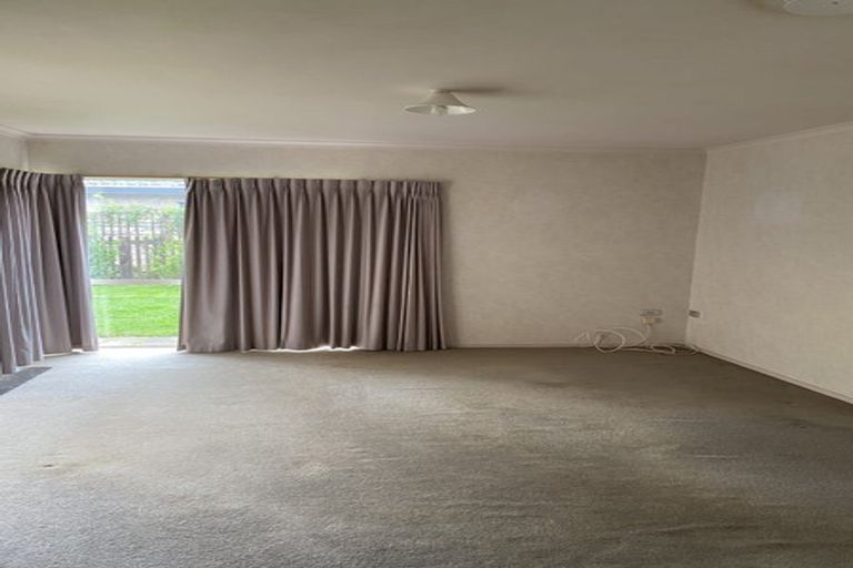 Photo of property in 8 Rogers Place, Fairview Downs, Hamilton, 3214