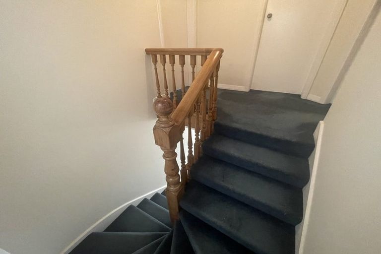 Photo of property in 12 Park Street, Thorndon, Wellington, 6011