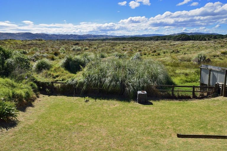 Photo of property in 2 Koura Crescent, Mahia, Nuhaka, 4198