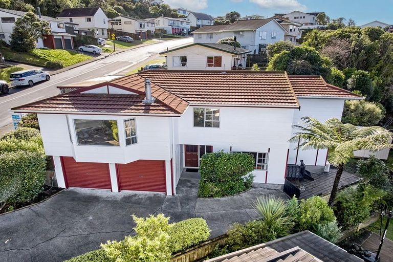 Photo of property in 4 Mclintock Street, Johnsonville, Wellington, 6037